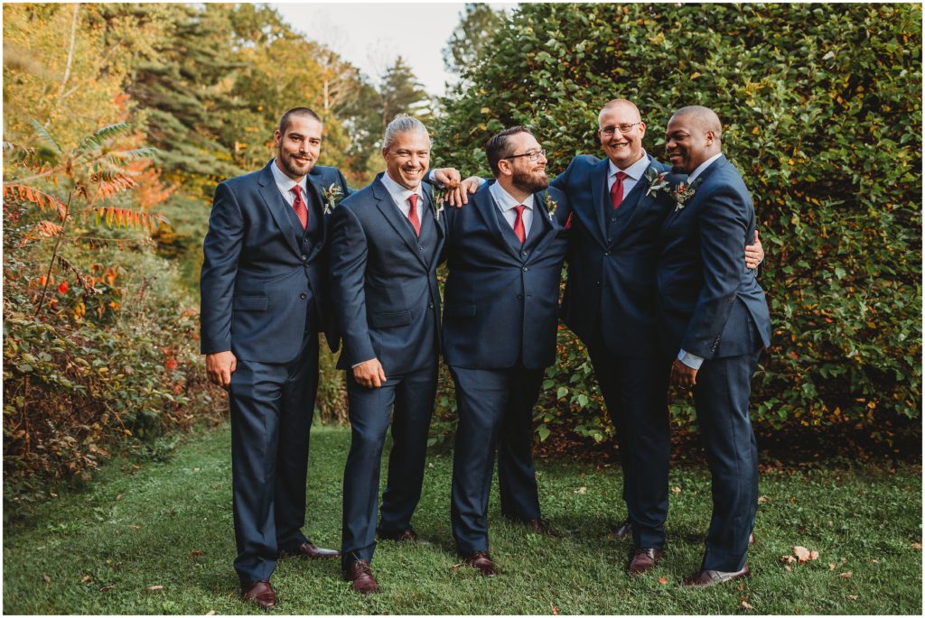 groom-and-groomsmen-laughing