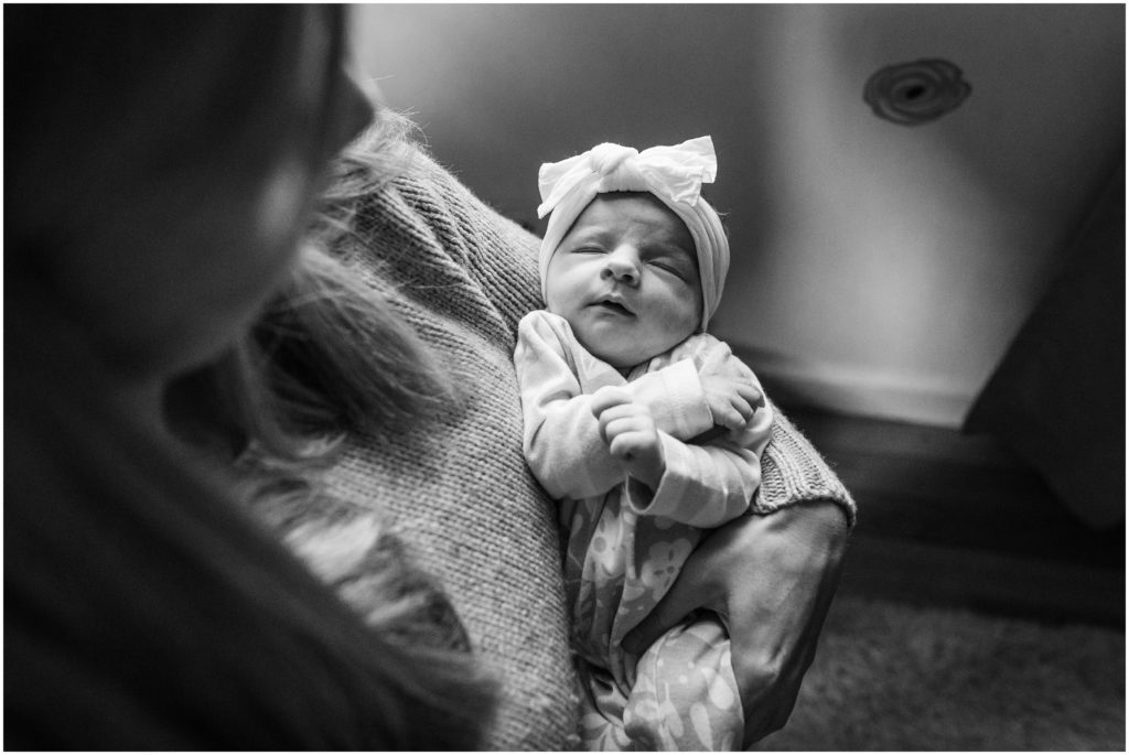 baby-girl-black-white-framingham-photography