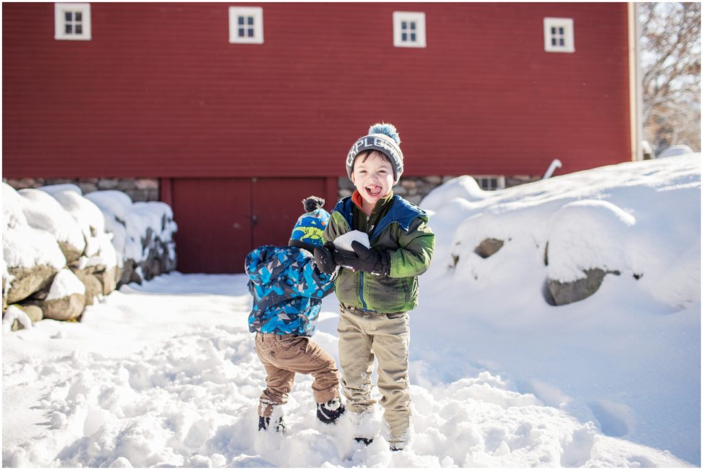 boys-outdoors-in-winter-boston-photography