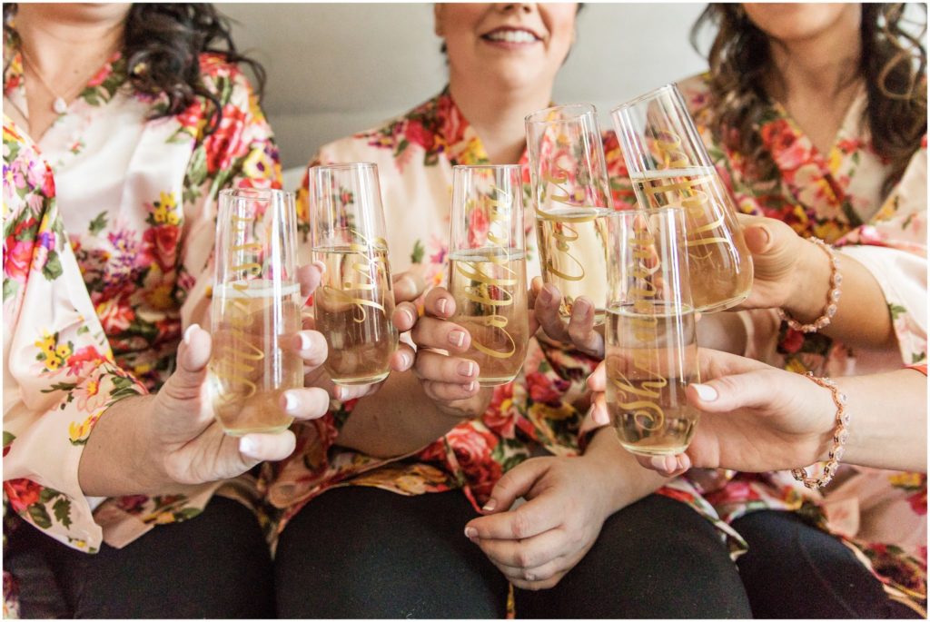 personalized-bridal-champagne-glasses