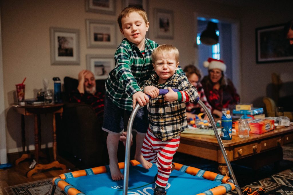 trampoline-christmas-boys