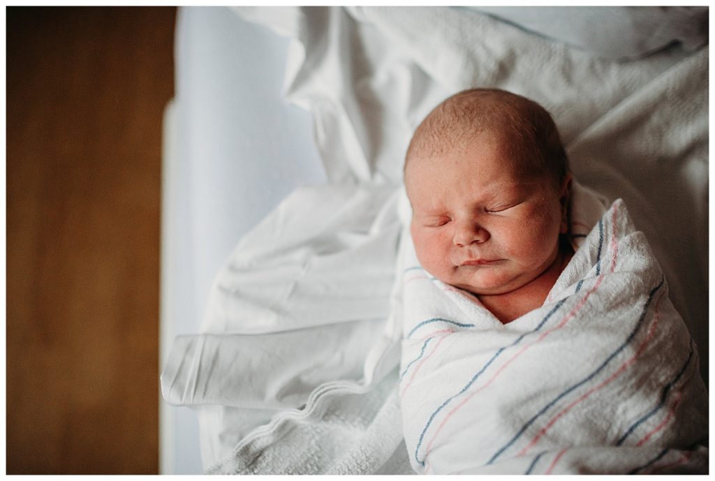 baby-swaddled-in-hospital-blanket-boston-fresh-48-photographer
