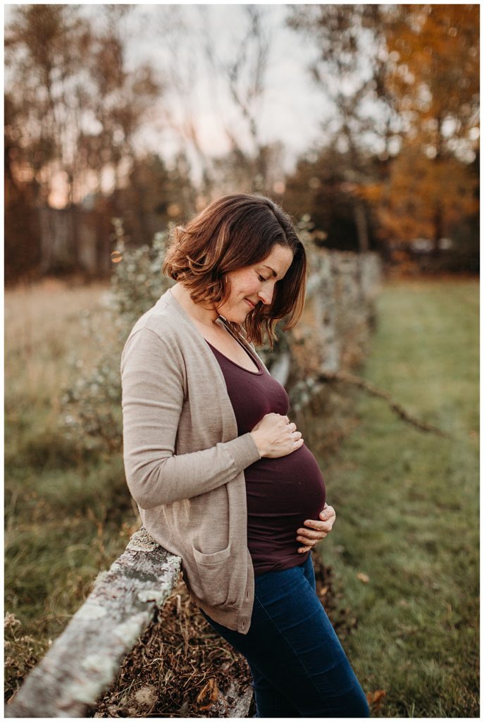 pregnant-mother-portrait-boston-family-photographer