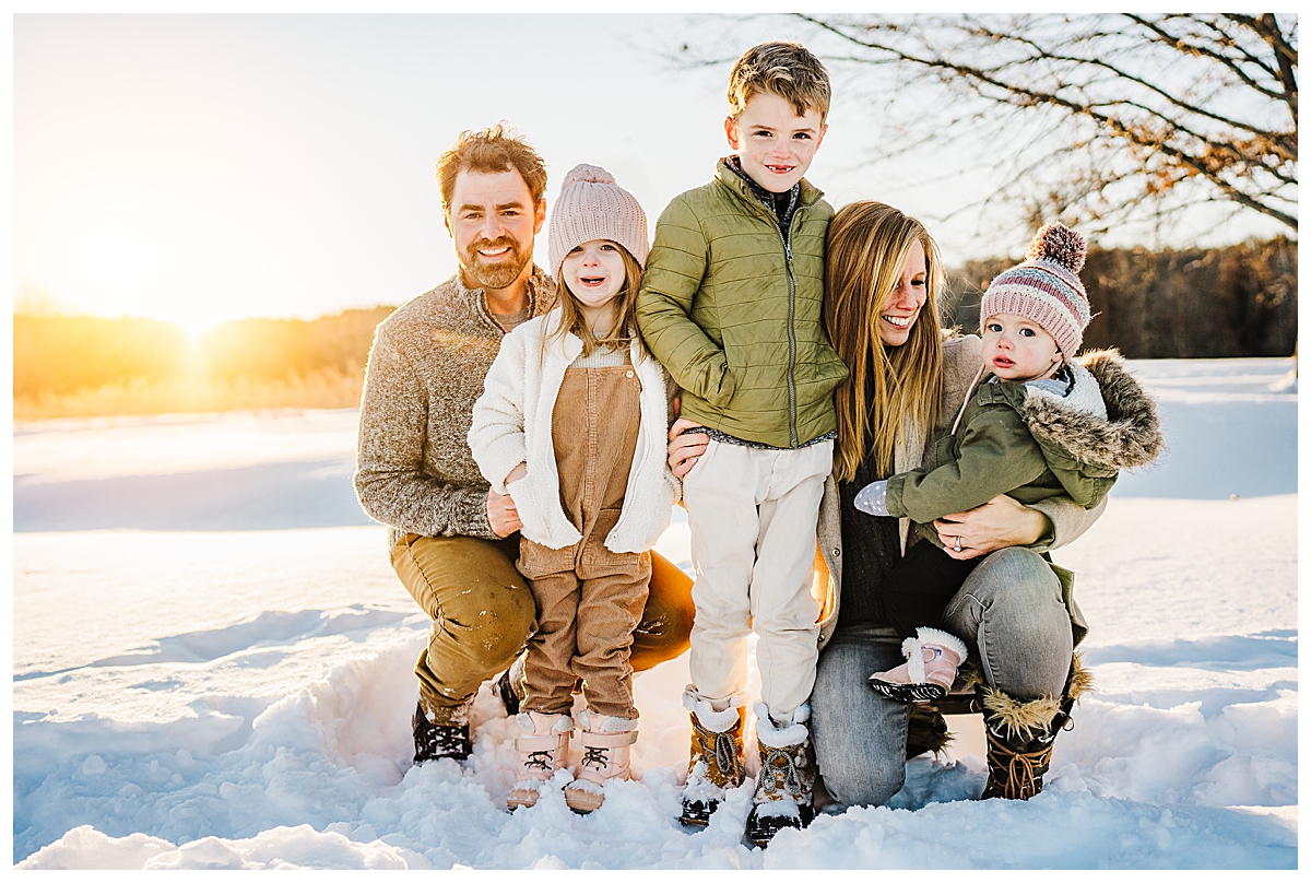 5 Tips for Family Photos in the Snow